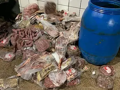 Mais de 200 quilos de carne imprópria são apreendidos em supermercado no interior de MS