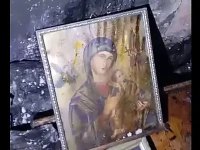 Incêndio destrói casa no Universitário, mas quadro de Nossa Senhora sai ileso