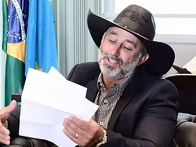 Prefeito de Ivinhema entra no radar das eleições de 2026