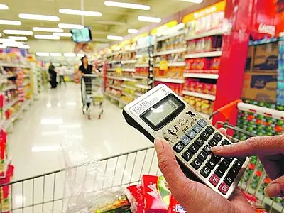 Inflação sobe pela 8ª semana seguida e mercado eleva projeção para 2026