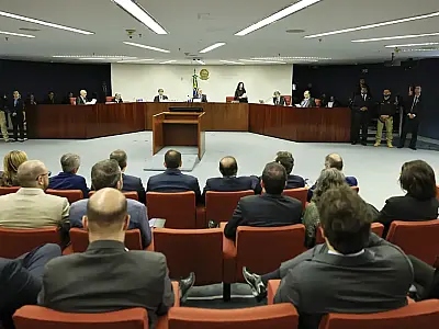 STF: julgamento pode condenar mais seis réus pela trama golpista