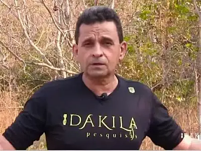 "Pai" do ET Bilu responde com críticas após ser questionado sobre parceria com governo de São Paulo
