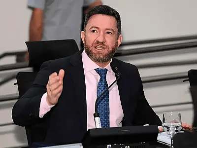 Vereador articula diálogo após fiscalização suspender feira em Campo Grande
