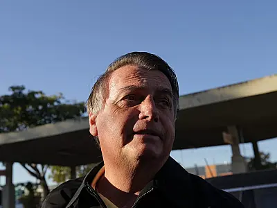 Bolsonaro transfere R$ 800 mil para os EUA antes de possível tentativa de golpe, revela investigação