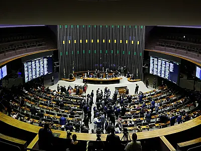 Câmara aprova extensão da desoneração da folha; Projeto segue para sanção