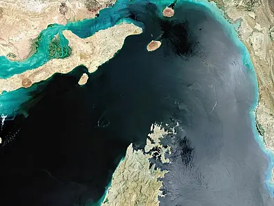 Guarda Revolucionária do Irã ameaça afundar navios que desrespeitarem regras no Estreito de Ormuz