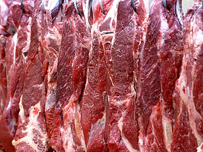 Brasil tenta renegociar cotas para reduzir impacto de tarifa chinesa sobre a carne bovina