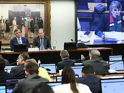 CCJ aprova redução da maioridade penal para 16 anos