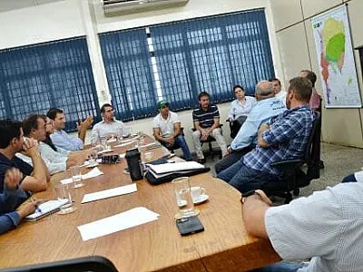 Acrissul debate alternativas para melhorar preço da arroba do boi