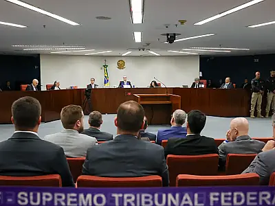 Saiba como foram os dois votos pela condenação de Bolsonaro no STF