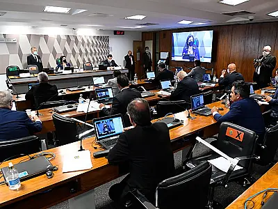 Senado inicia debate sobre fim da escala 6x1 e discussão promete aquecer o Congresso