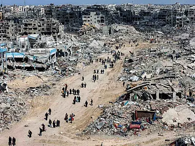 Cessar-fogo põe fim a dois anos de horror e palestinos retornam a uma Gaza em ruínas