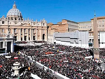 Quem comanda a Igreja Católica após a morte do Papa Francisco