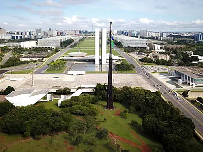 Ponto facultativo pode gerar custo bilionário ao governo federal