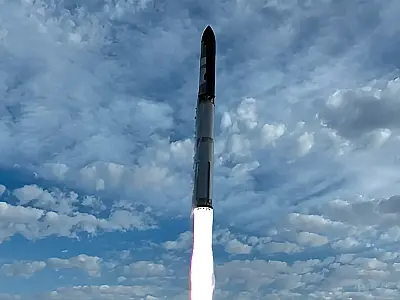 SpaceX lança starship com êxito, mas perde contato durante retorno à Terra