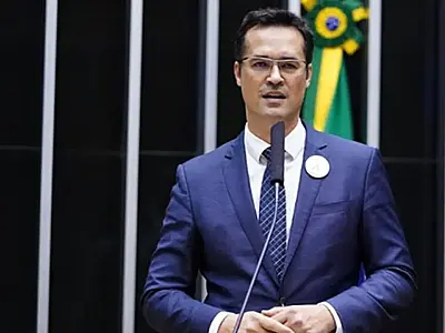 Ex-chefe da operação lava jato, Deltan Dallagnol tem mandato cassado por decisão unânime do TSE