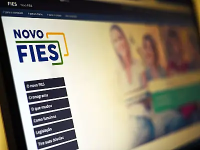 MEC define 112 mil vagas para o FIES em 2025