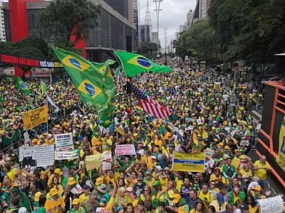 Divisão interna no PSDB de MS expõe tensão sobre anistia a golpistas do 8 de janeiro