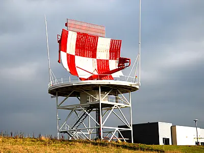 EUA planejam modernizar rede de vigilância aérea com troca de centenas de radares