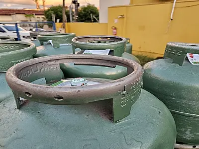 Procon aponta variação de até 21,05% no preço do gás de cozinha em Campo Grande