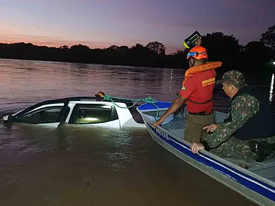 Engenheiro agrônomo desaparece após cair com carro no Rio Taquari em Coxim