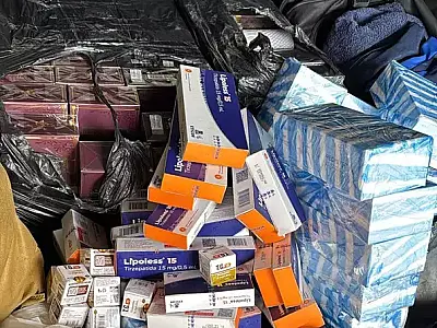 Fiscalização em rodovia flagra transporte ilegal de medicamentos e perfumes em MS