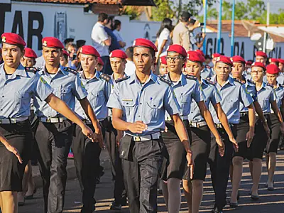 Escolas cívico-militares: Presidente Lula decide encerrar programa defendido por Bolsonaro
