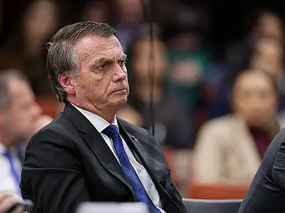 Defesa aponta erro judiciário e pede revisão de condenação de Jair Bolsonaro
