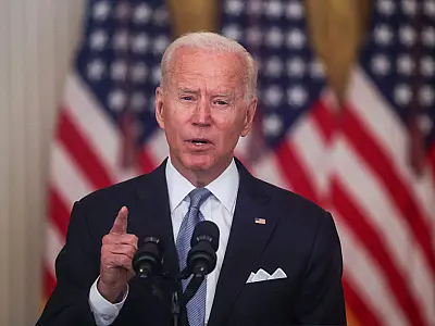 Biden anuncia novas sanções contra a Rússia em meio à persistente crise na Ucrânia
