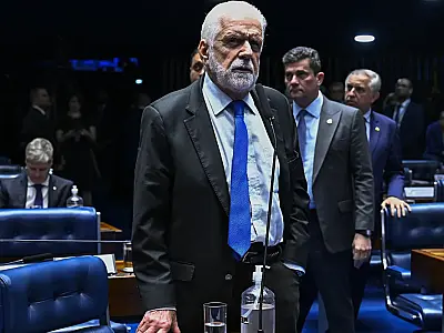 Jaques Wagner deve deixar liderança do governo no Senado após desgaste com PL da Dosimetria