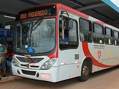 Decisão judicial suspende aumento na tarifa de ônibus em Campo Grande