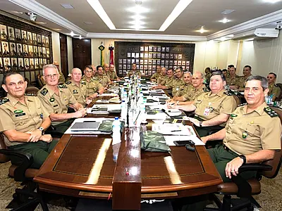 Comissão de Direitos Humanos do Senado propõe fim das pensões para filhos de militares