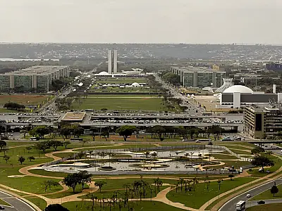 Incêndio em Ministério das Mulheres em Brasília deixa seis feridos