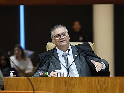 Dino propõe nova reforma do Judiciário com pena rigorosa para juízes