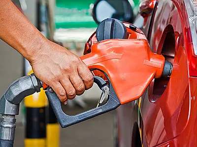 Combustíveis oscilam pouco em julho em Campo Grande