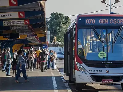 Idoso morre após cair de ônibus durante desembarque em Campo Grande