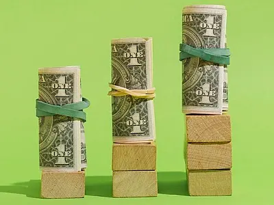 Pirâmides financeiras no Brasil: um tsunami de fraudes e desilusões