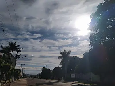 Quarta-feira em Mato Grosso do Sul: sol, pancadas de chuva e alerta para possíveis tempestades
