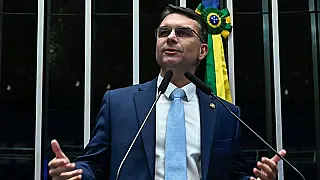 TSE suspende sistema de filiações após registro indevido envolvendo Flávio Bolsonaro