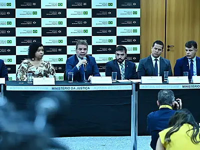 Polícia investiga grupo que tinha plantas de prédios e planejava atentado em Brasília nas eleições