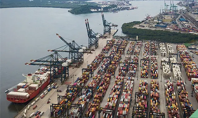 Comissão de Relações Exteriores acompanha reação do Brasil às tarifas dos EUA