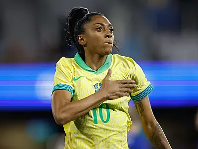 Kerolin chega ao Barcelona como a maior transferência da história do futebol feminino brasileiro