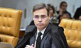 Novo aciona Mendonça e pede prisão preventiva de chefe da PF