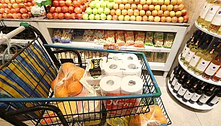 Cesta básica exige quase 110 horas de trabalho em setembro na Capital