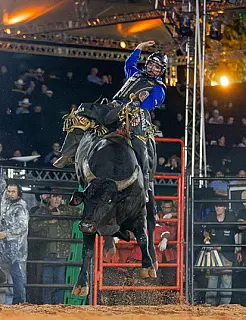 Em casa e no topo: Cléber Henrique Marques defende liderança da PBR Brazil em Campo Grande