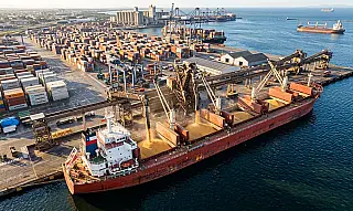 Brasil deve voltar a ser 8ª maior economia do mundo em 2027, prevê FMI