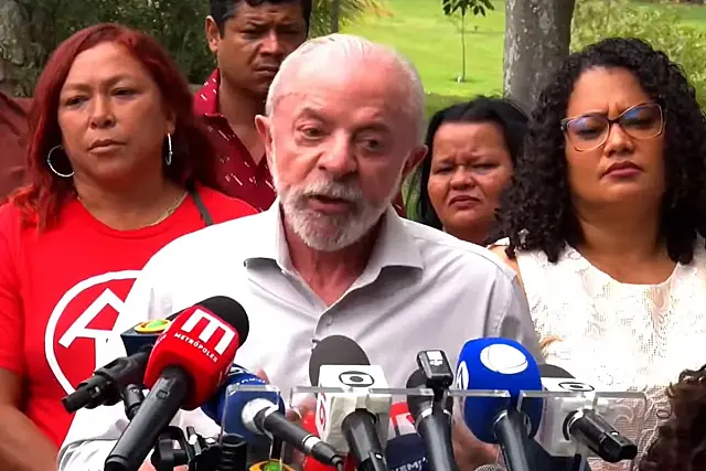 Lula acusa TSE de prejudicar sua campanha e cobra imparcialidade de Nunes Marques