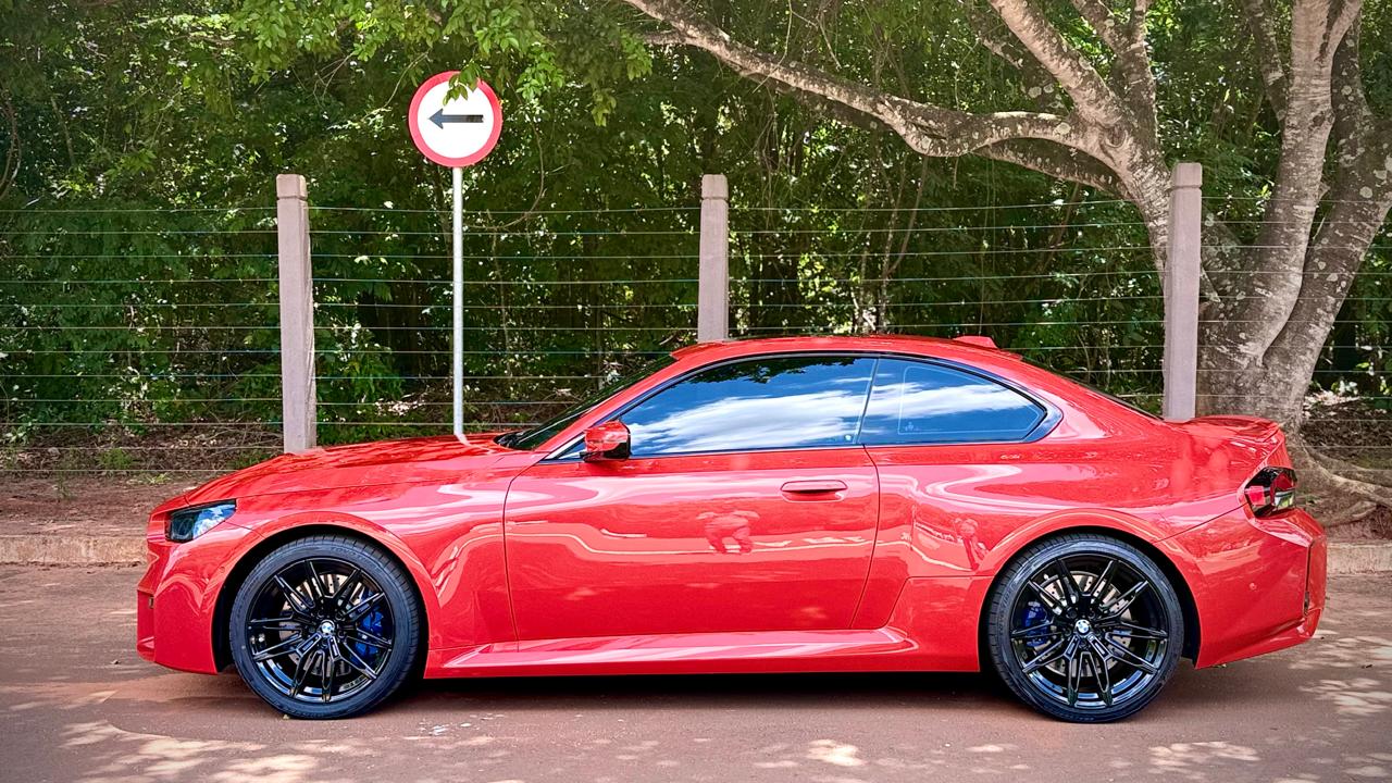 BMW M2: Um esportivo raiz em um mundo que está se tornando difícil